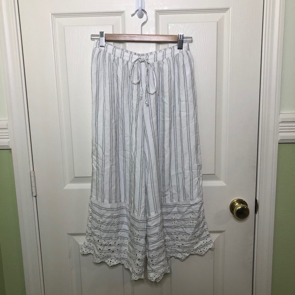 American Eagle Outfitters White Striped Culotte